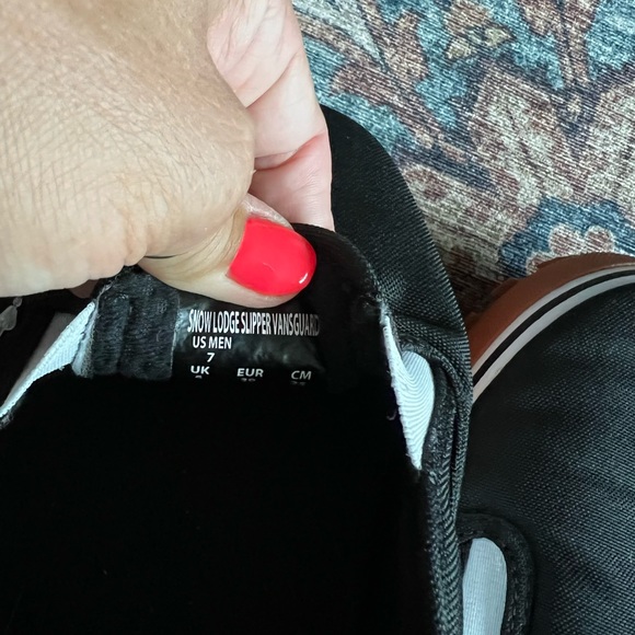 BNWT VANS slippers - Picture 5 of 5